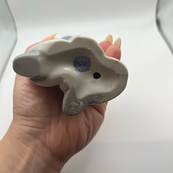 Vintage Porcelanas Casades Miguel Requena Valencia Spain Girl with Bird 8.5" - Picture 5 of 5